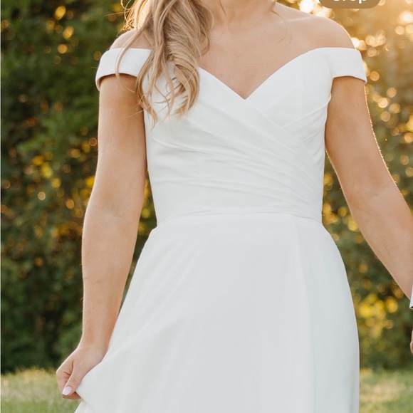 Wedding dress